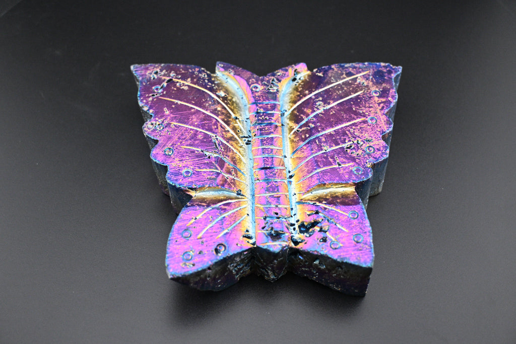 Titanium Aura Butterfly Carving - Sphalerite and Quartz