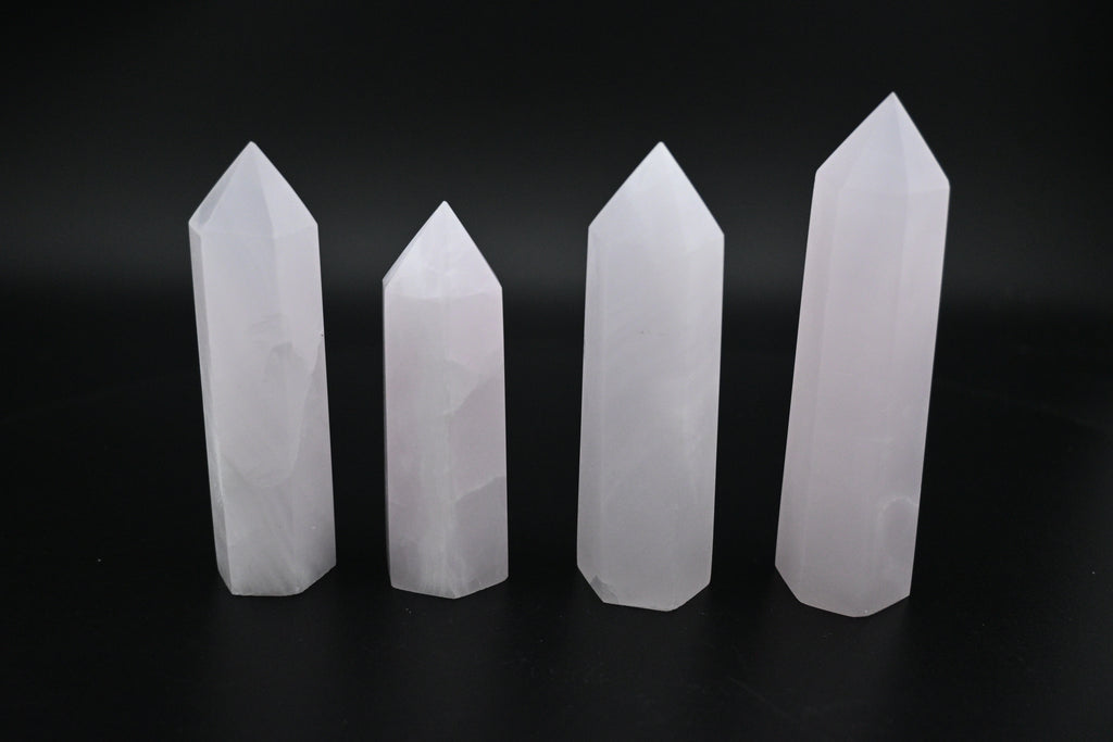 Mangano Calcite Towers – UV Reactive