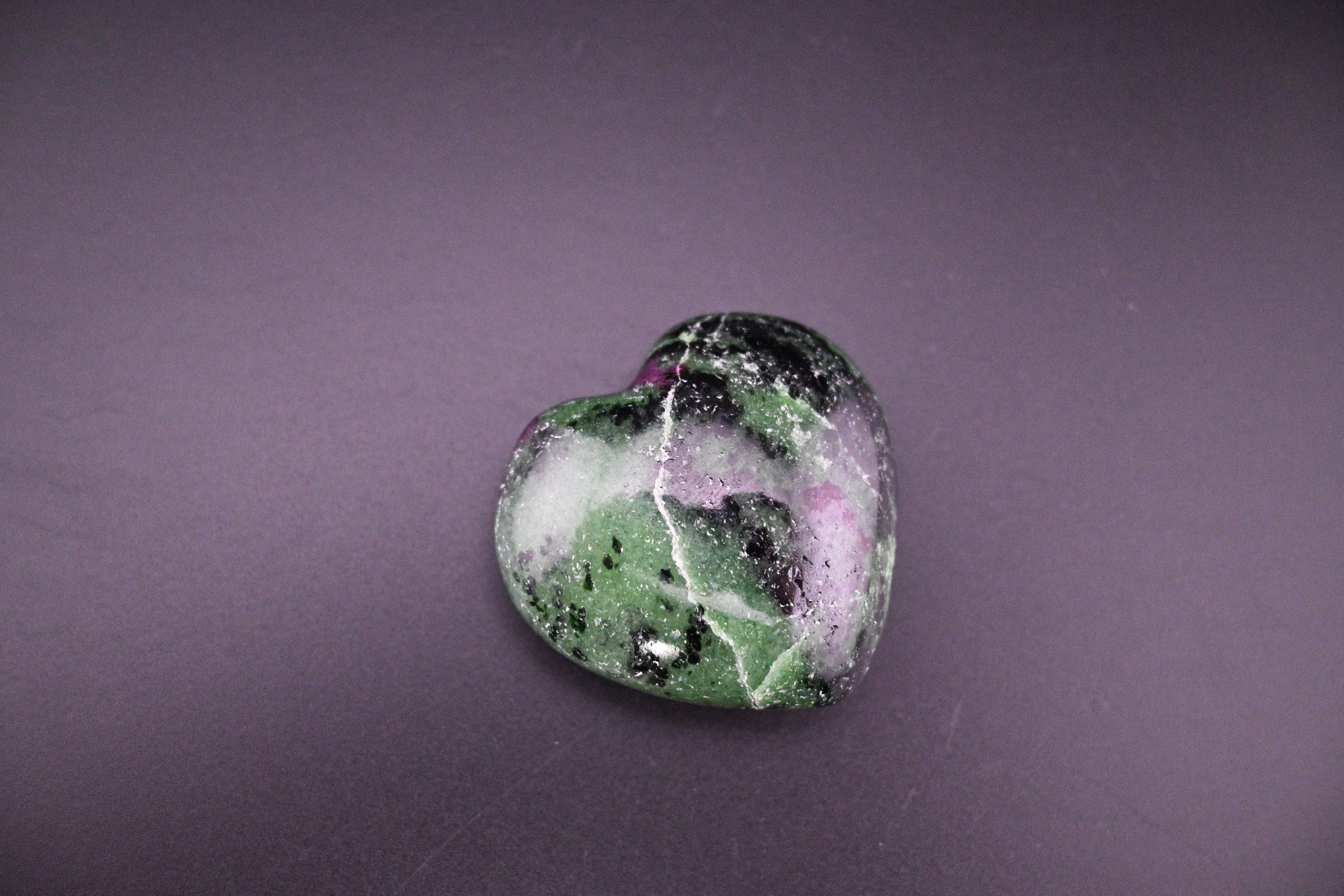 Kammerite Heart - UV Reactive