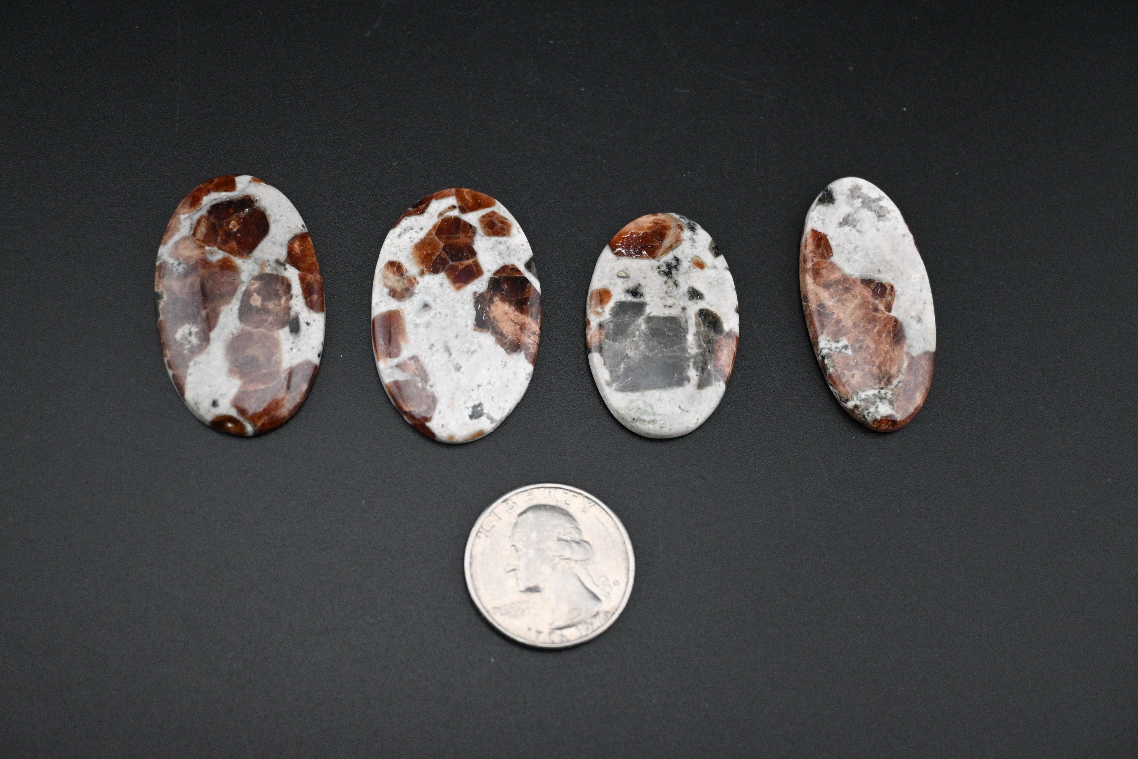 Sri Lanka Garnet Cabs