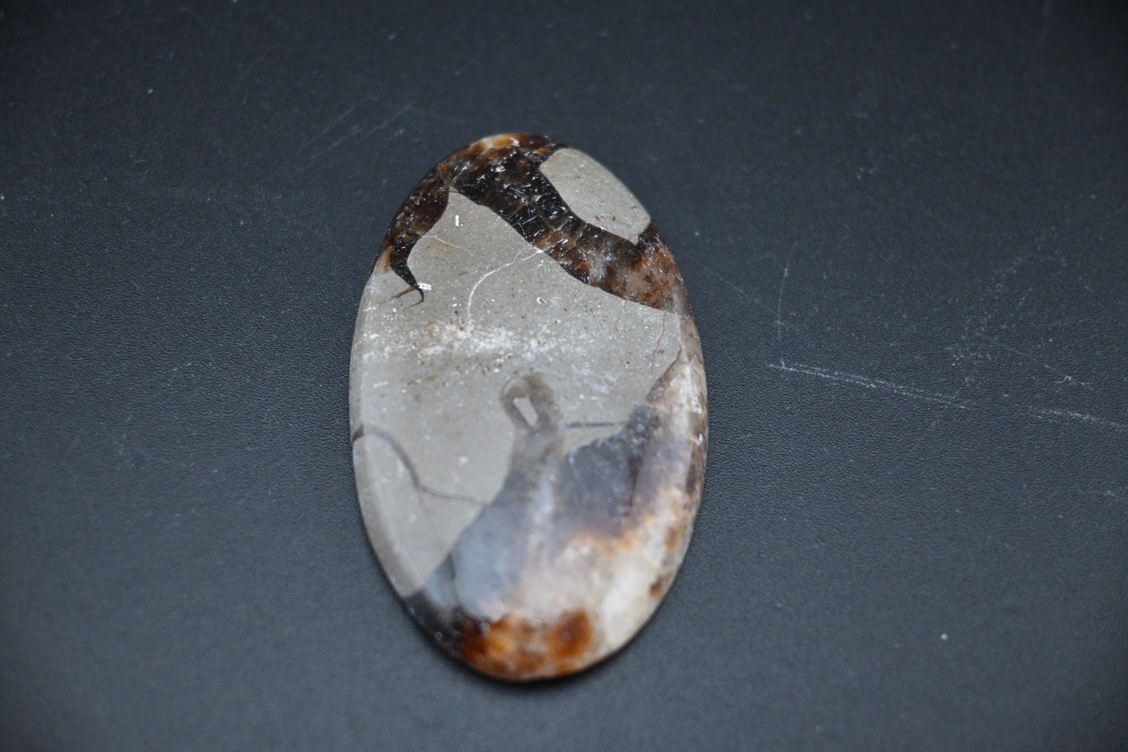 Septarian Cabochon - UV Reactive