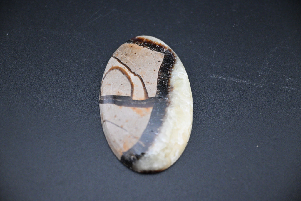 Septarian Cabochon - UV Reactive